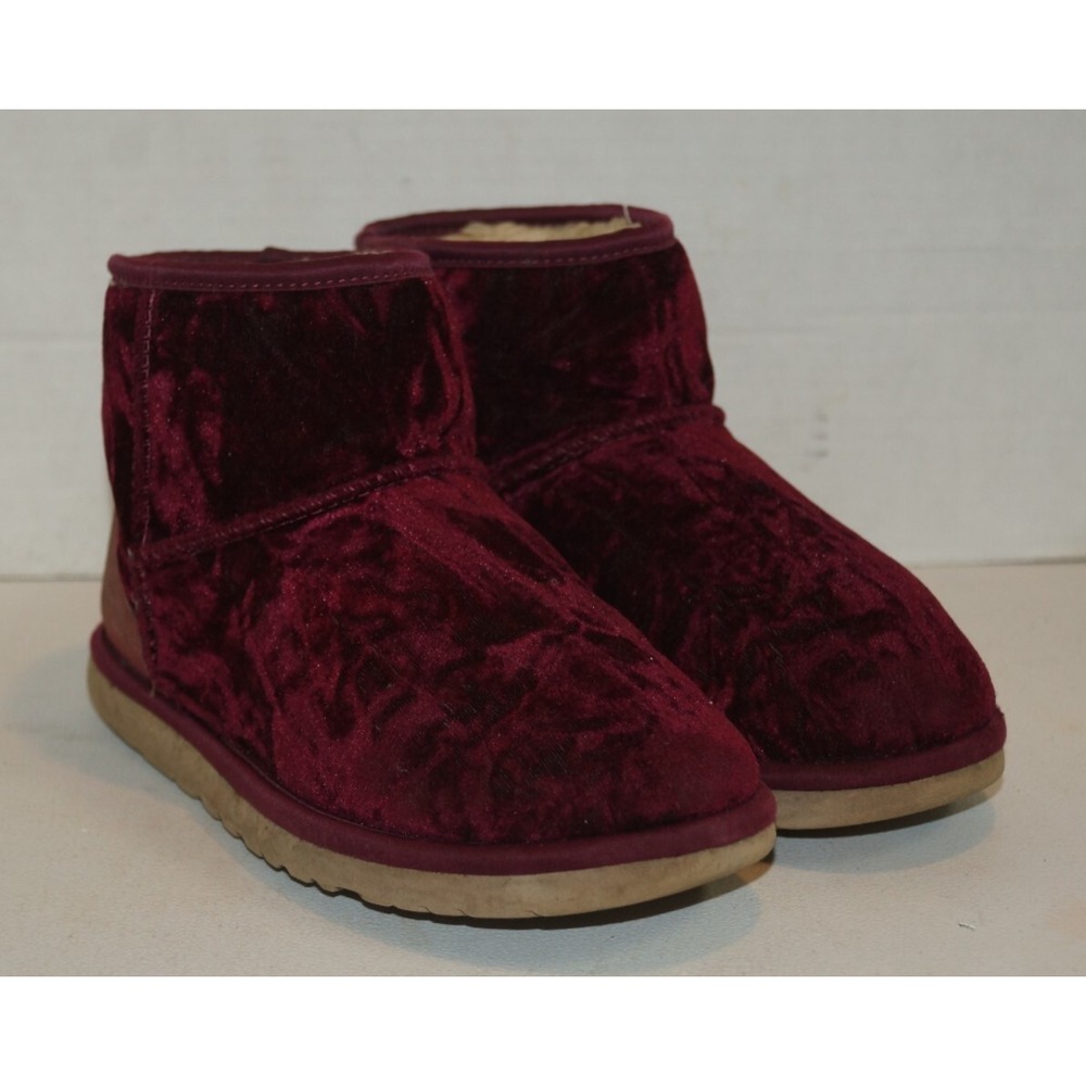 UGG Australia Crushed Velvet Burgandy Mini Boot Fig Youth Sz 5y Women's Size 6.5